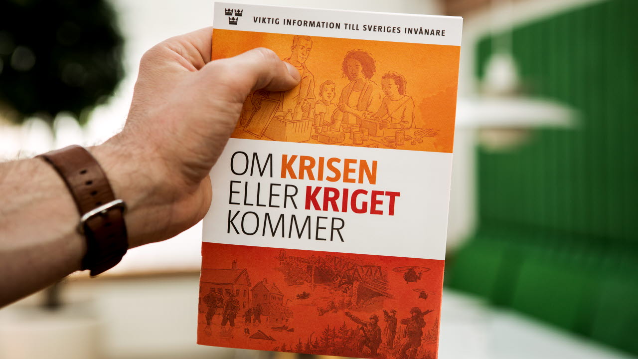 MSB:s broschyr med texten: Om krisen eller kriget kommer