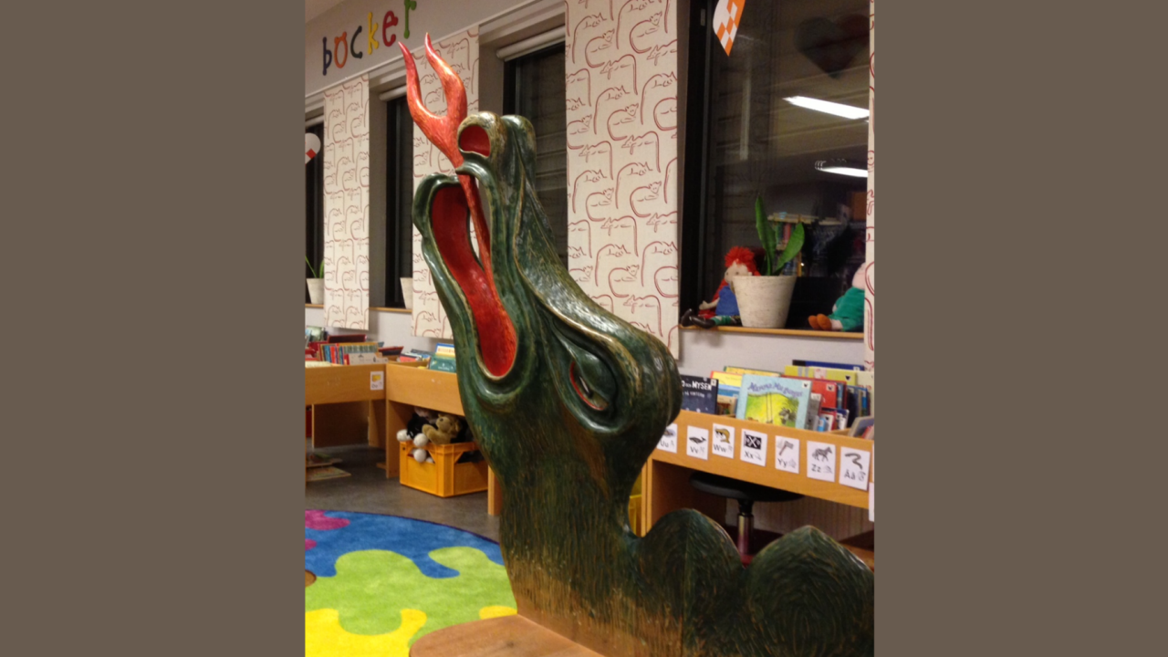 {"X":0.21,"Y":0.0,"Width":0.52,"Height":0.99521531100478466}